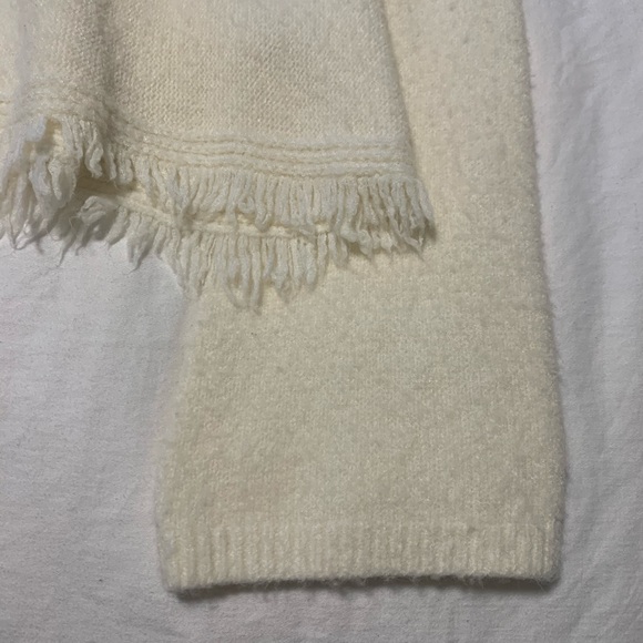 Anthropologie Fringe Sweater - Picture 6 of 6